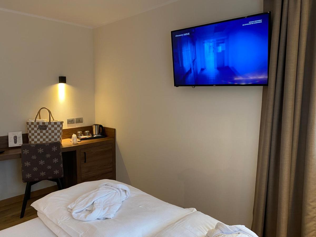 Dolomeet Boutique Hotel Pinzolo Buitenkant foto