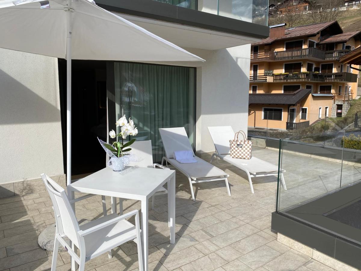 Dolomeet Boutique Hotel Pinzolo Buitenkant foto
