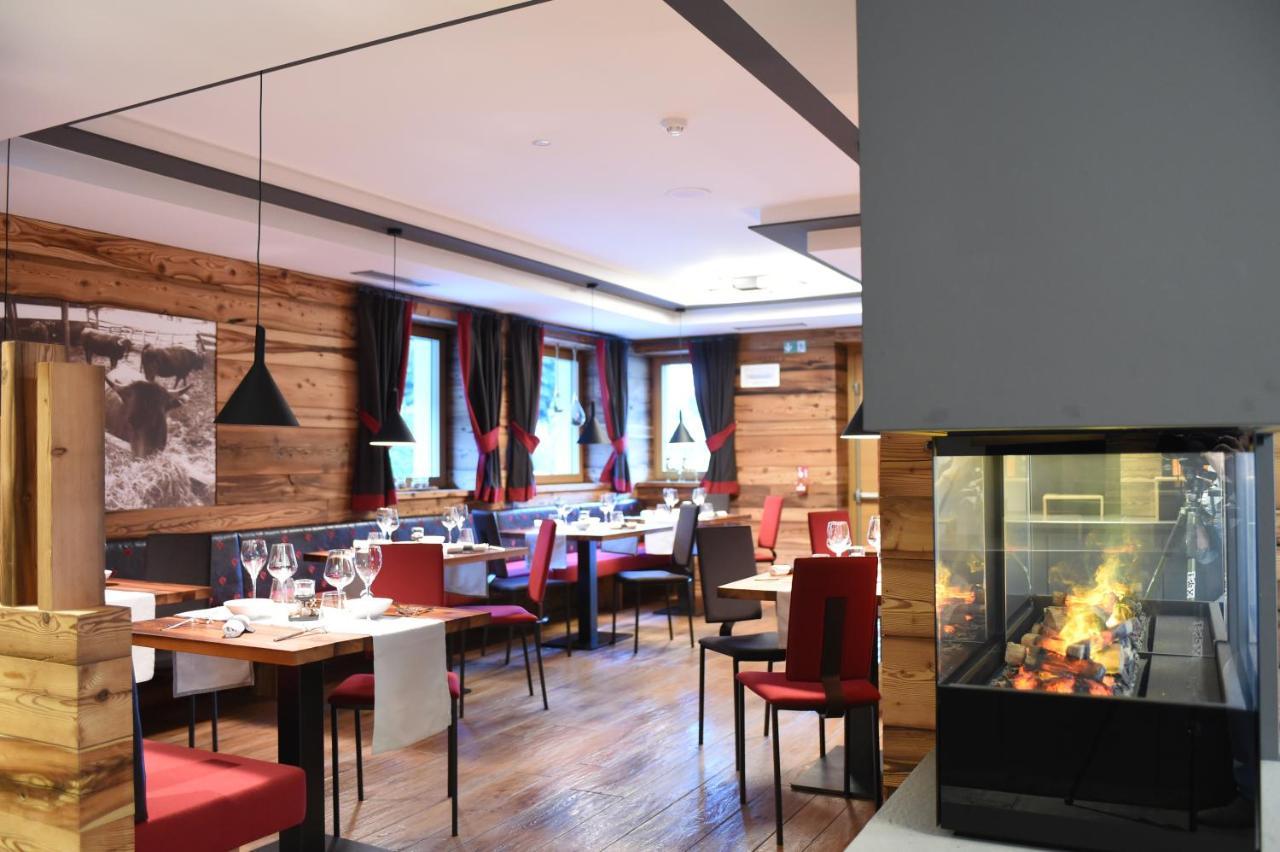 Dolomeet Boutique Hotel Pinzolo Buitenkant foto