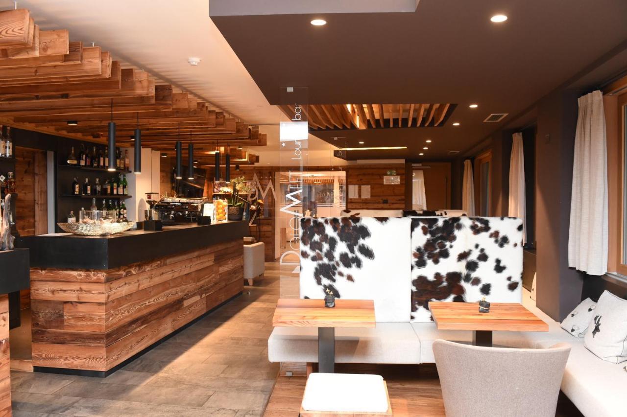 Dolomeet Boutique Hotel Pinzolo Buitenkant foto